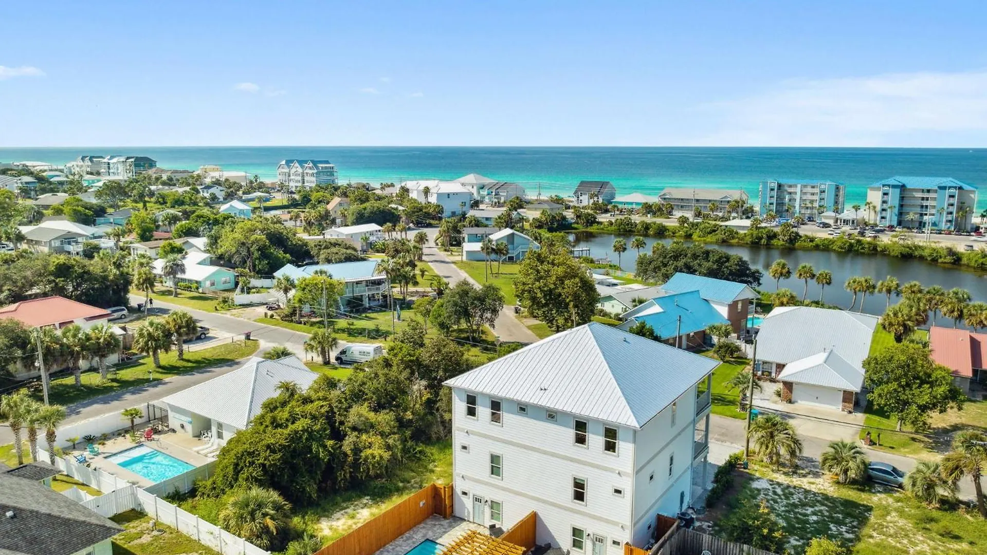 Grand Retreat I! 4Br 5Ba Sleeps 15! Private Pool! Luxury And Comfort Await! Panama City Beach Semesterbostad